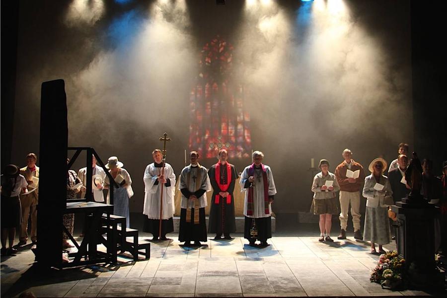 Tosca_image002.jpg